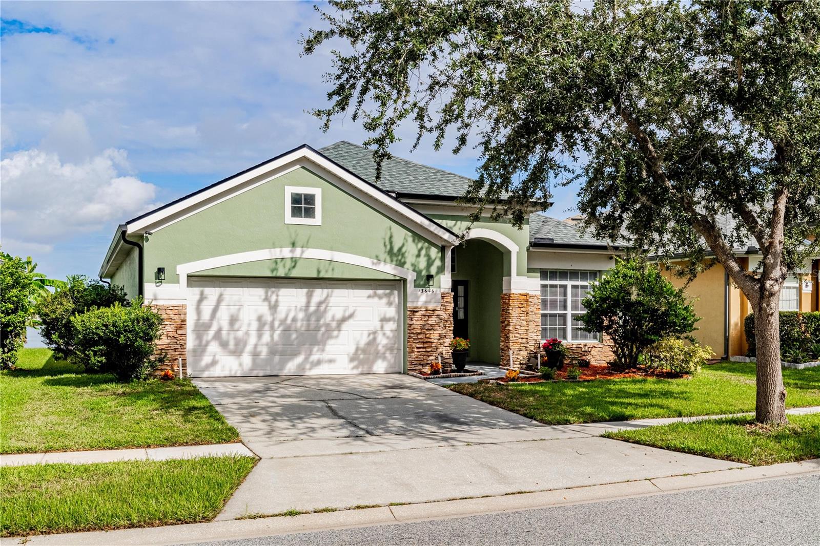 13646 Hawk Lake Dr — photo