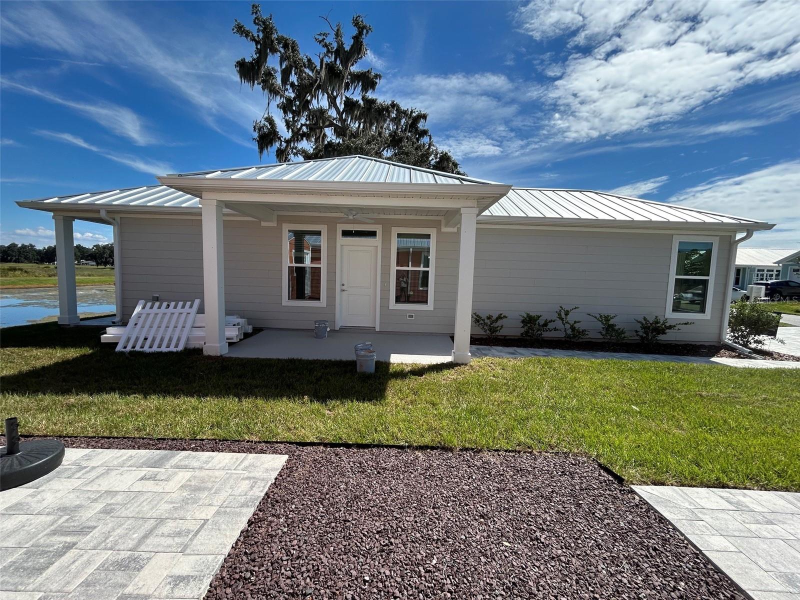 12034 Lakeshore Way — photo