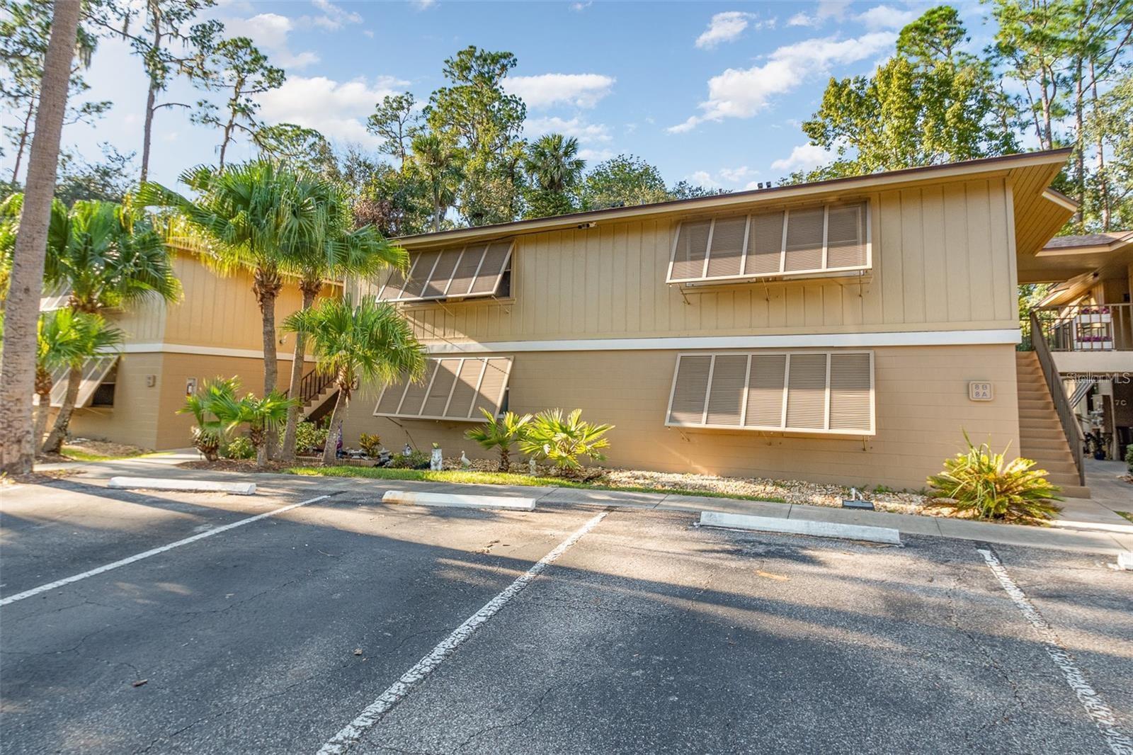 120 Hibiscus Woods Ct #8D — photo
