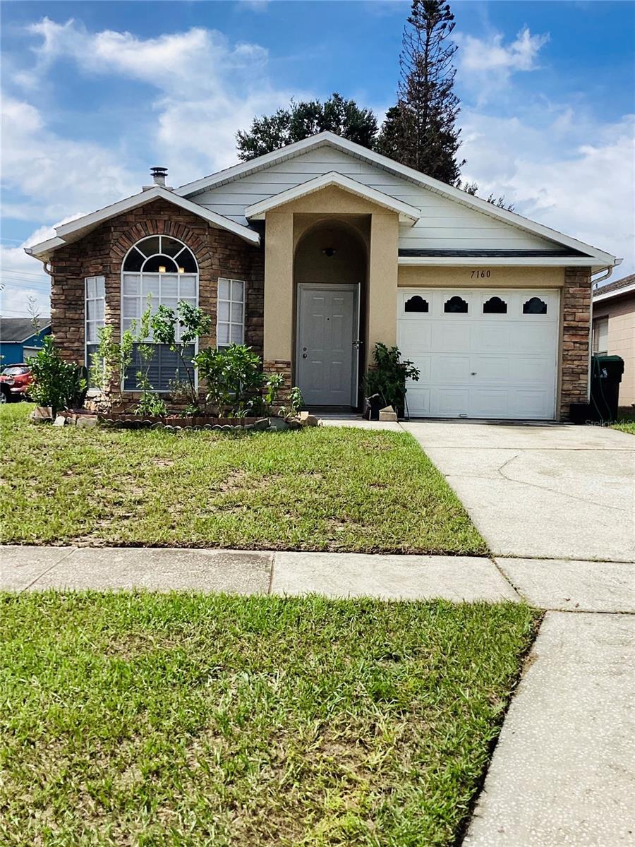 7160 Edgewater Shores Ct — photo