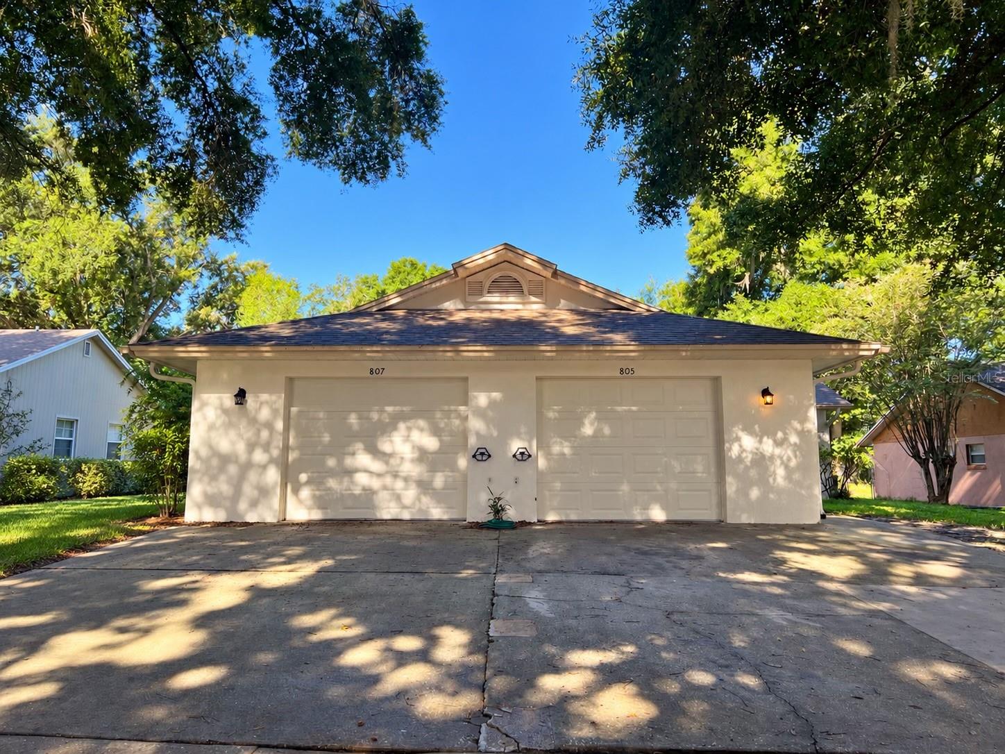 805 Sleepy Harbour Dr — photo