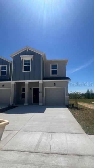 3263 Laurent Loop — photo