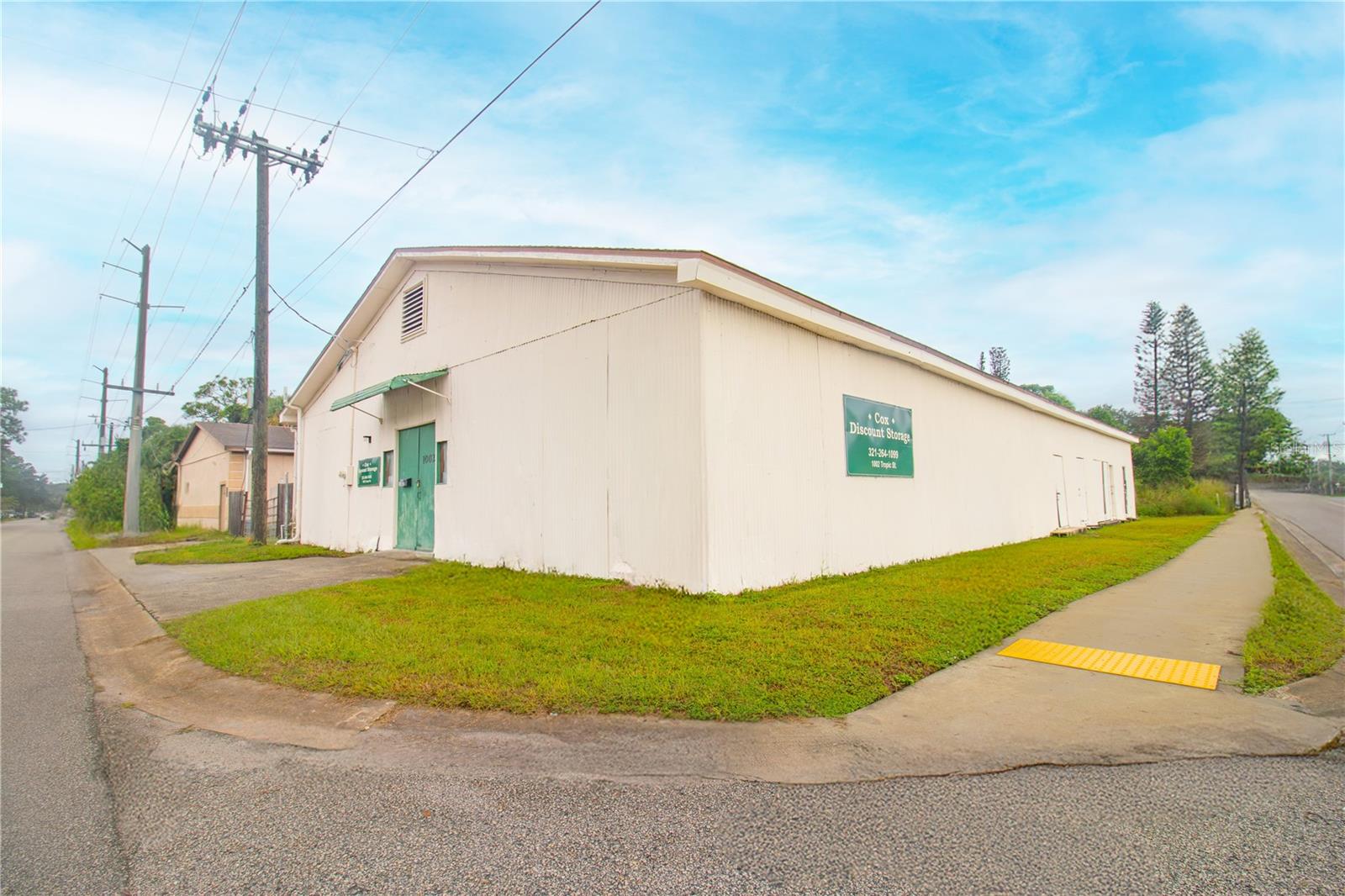 1002 Tropic St — photo