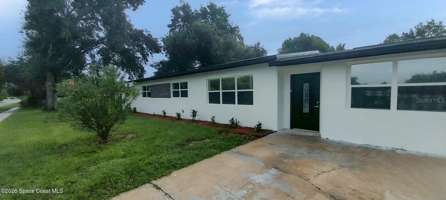 1705 Old Dixie Hwy — photo