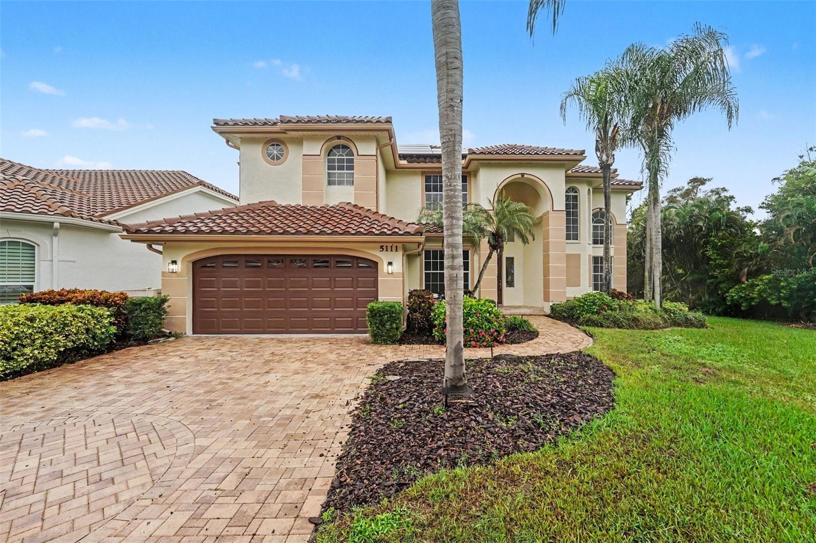 5111 Queen Palm Ter NE — photo