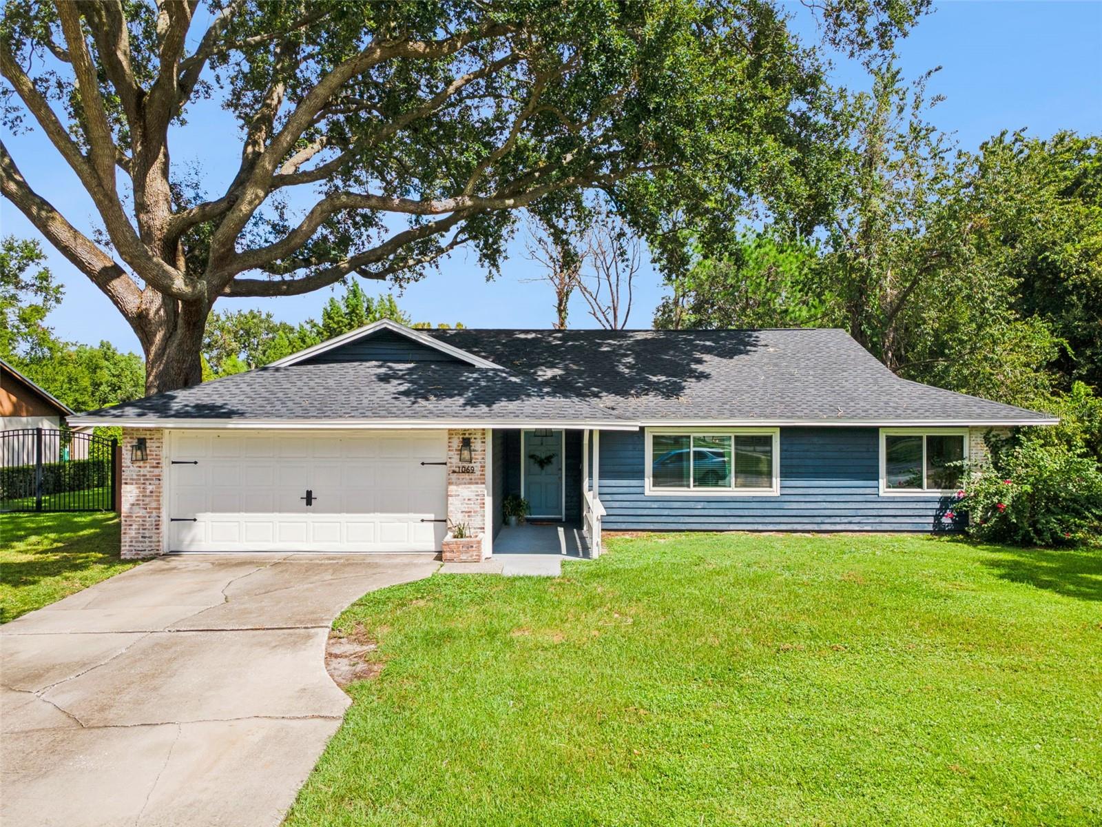 1069 Glenharbor Cir — photo