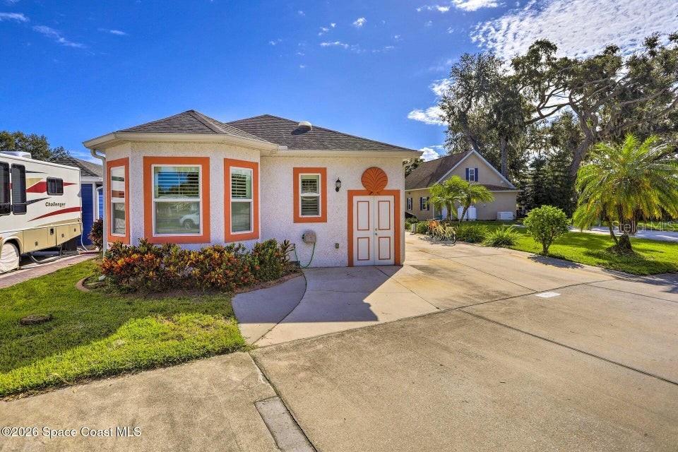 1809 Meander Ln #306 — photo