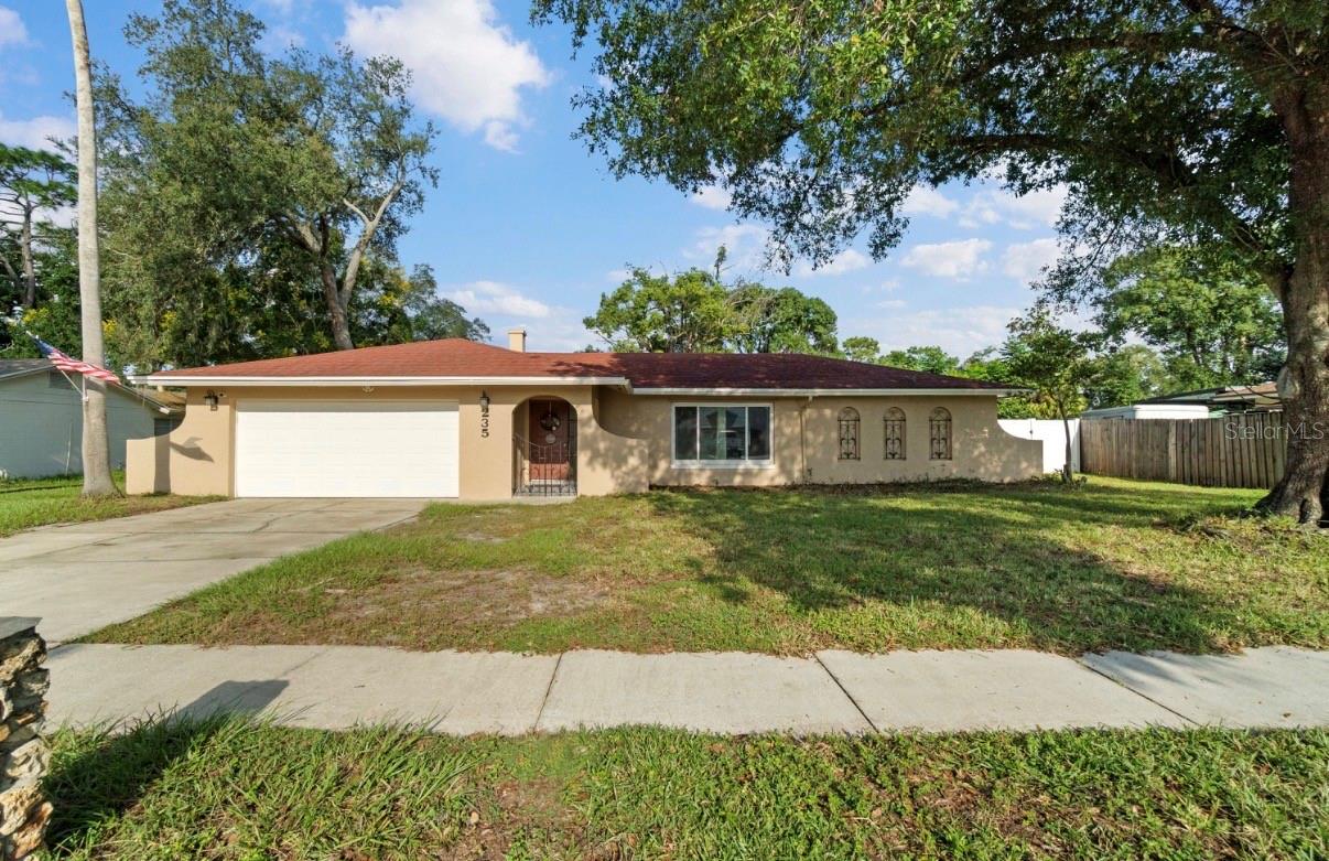 235 Tollgate Trl — photo