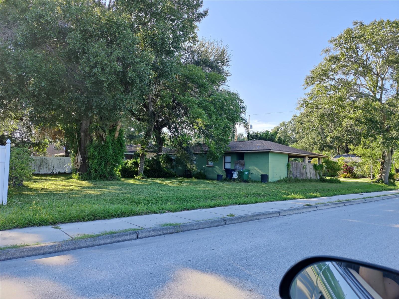 504 W Curtis St — photo