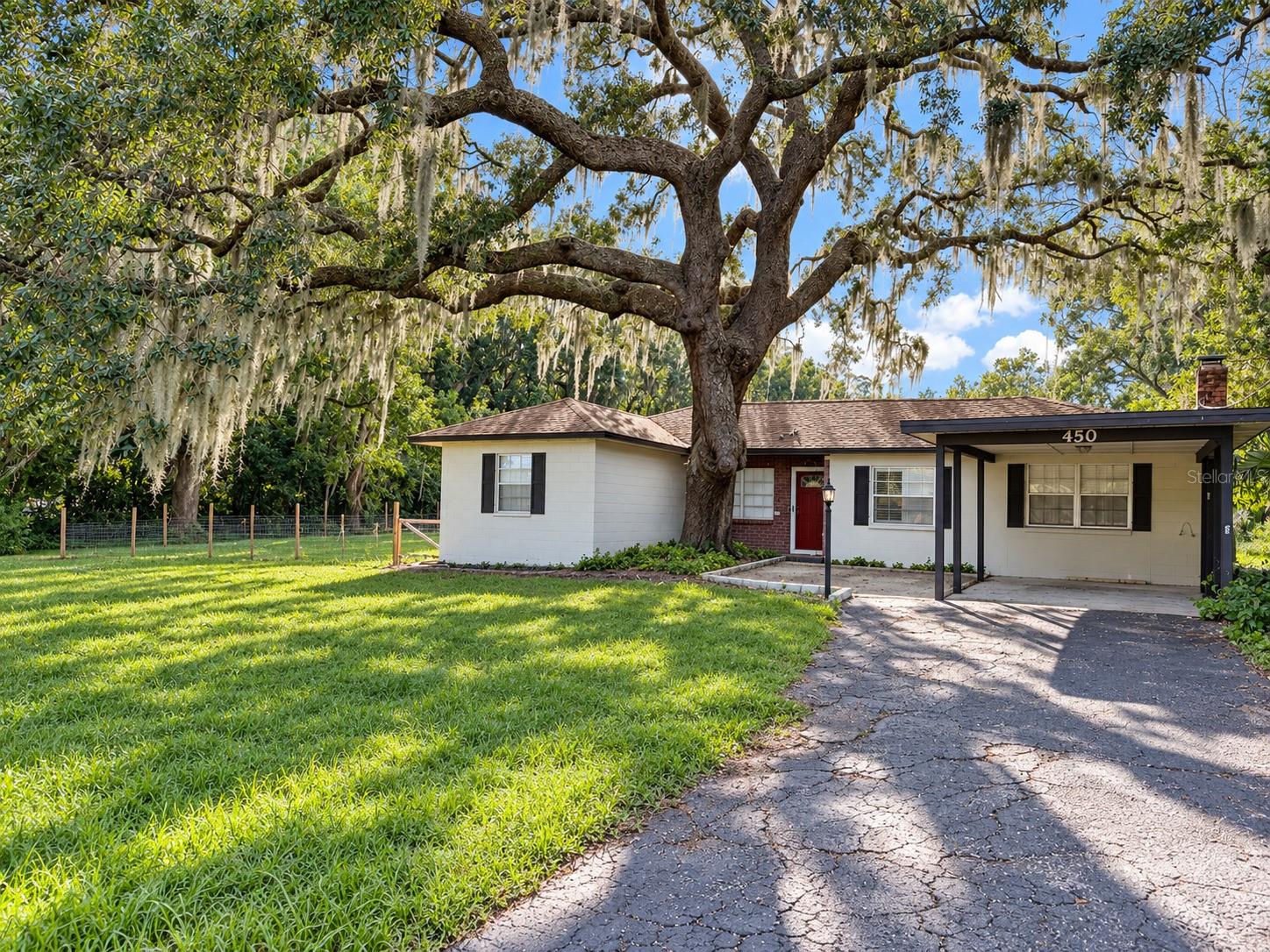 450 Forest Lk — photo