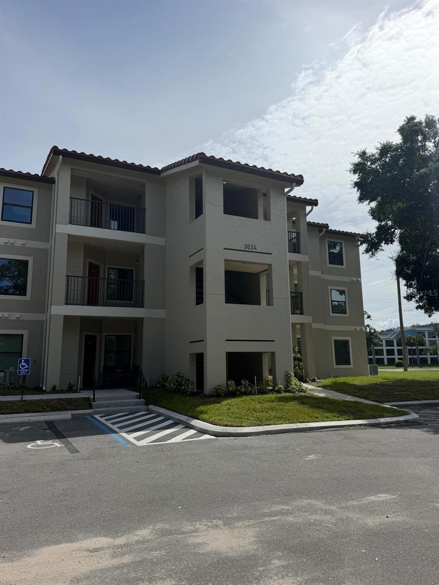 3024 Parkway Blvd #305 — photo