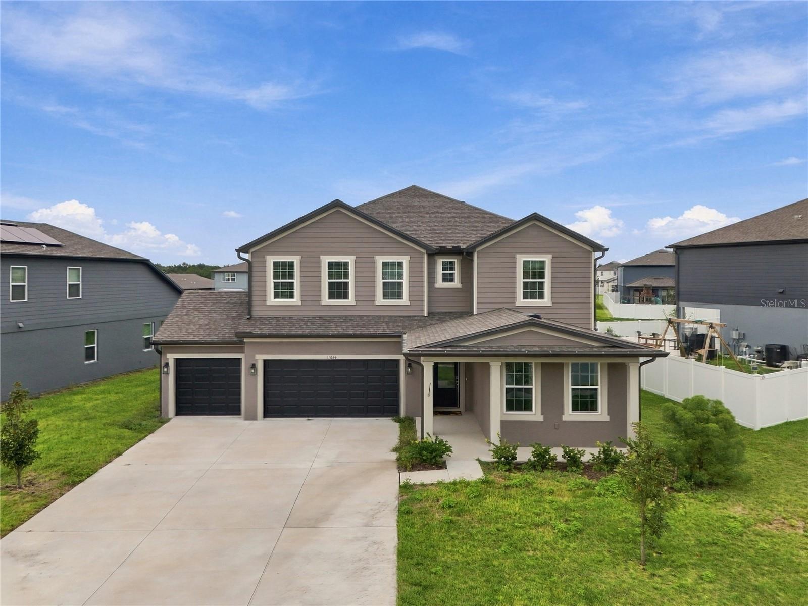 1634 Meadowlark Dr — photo