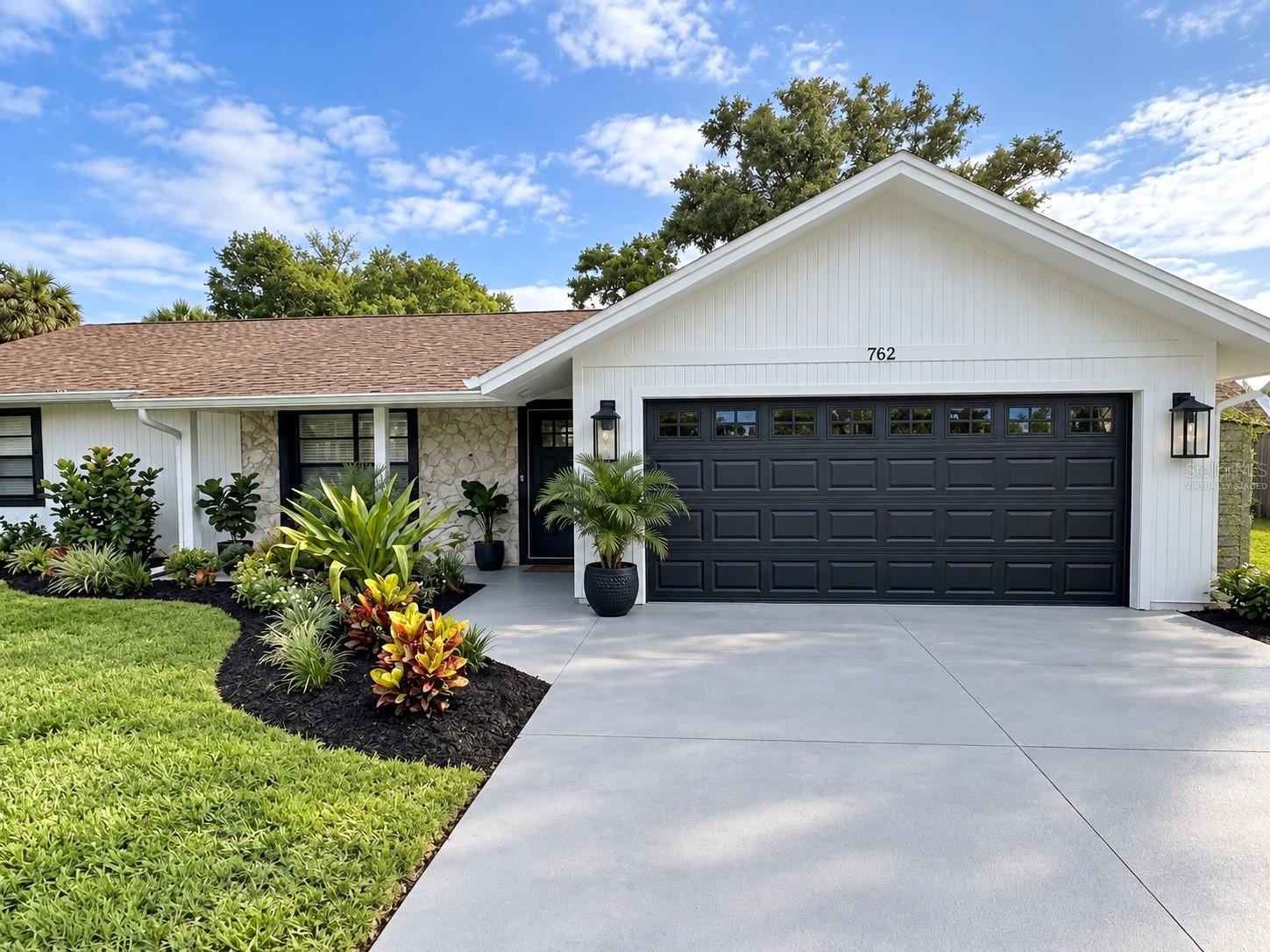 762 Tarry Town Trl — photo
