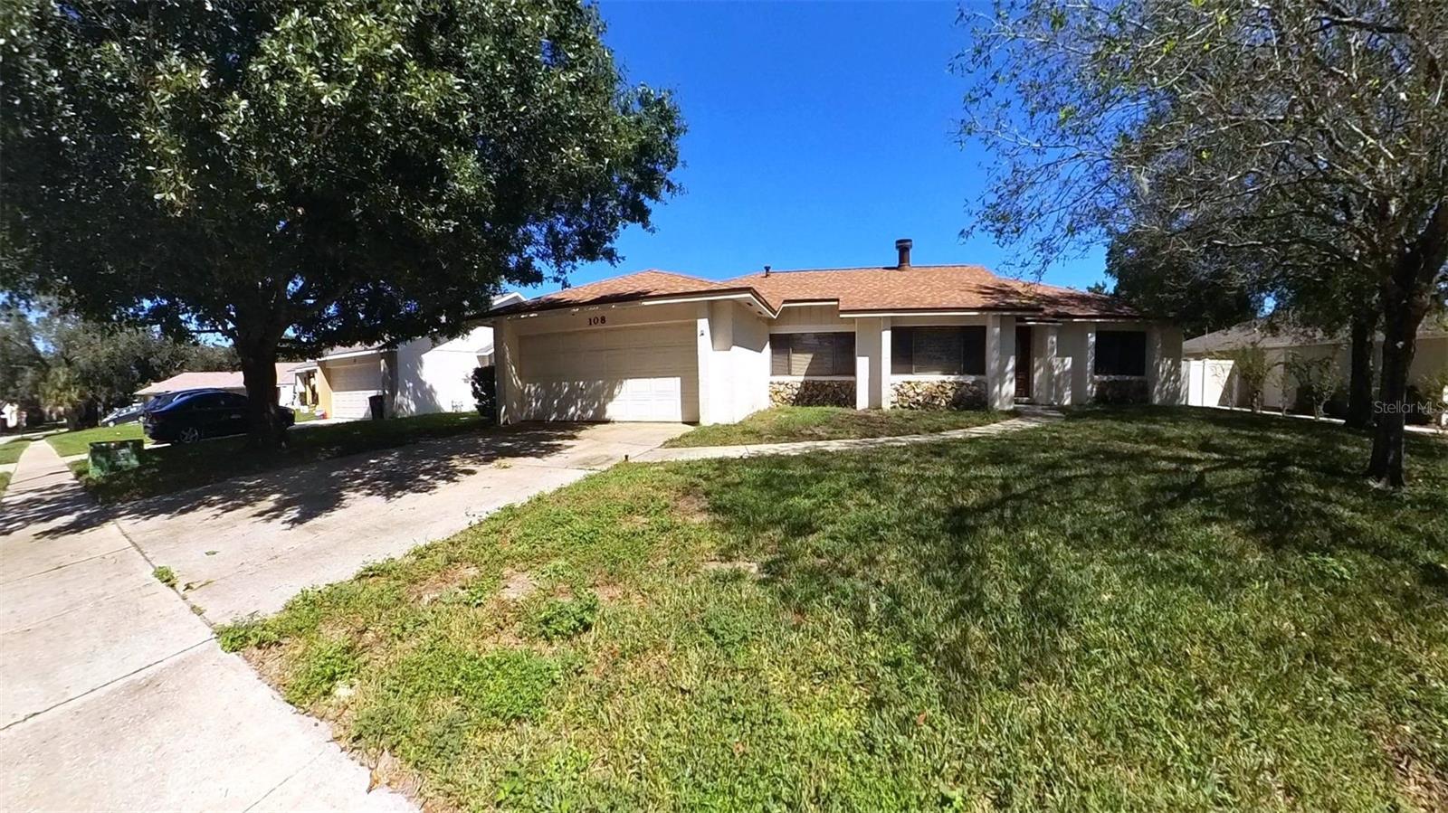 108 Tipperary Dr — photo