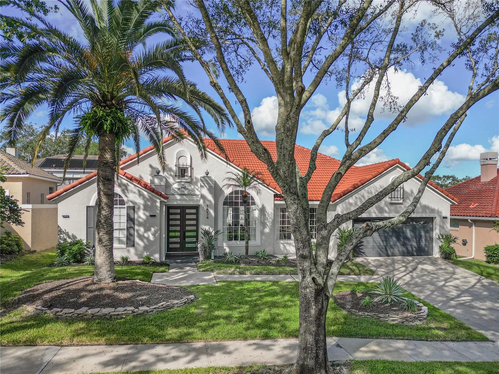 1854 Vista Royale Blvd — photo