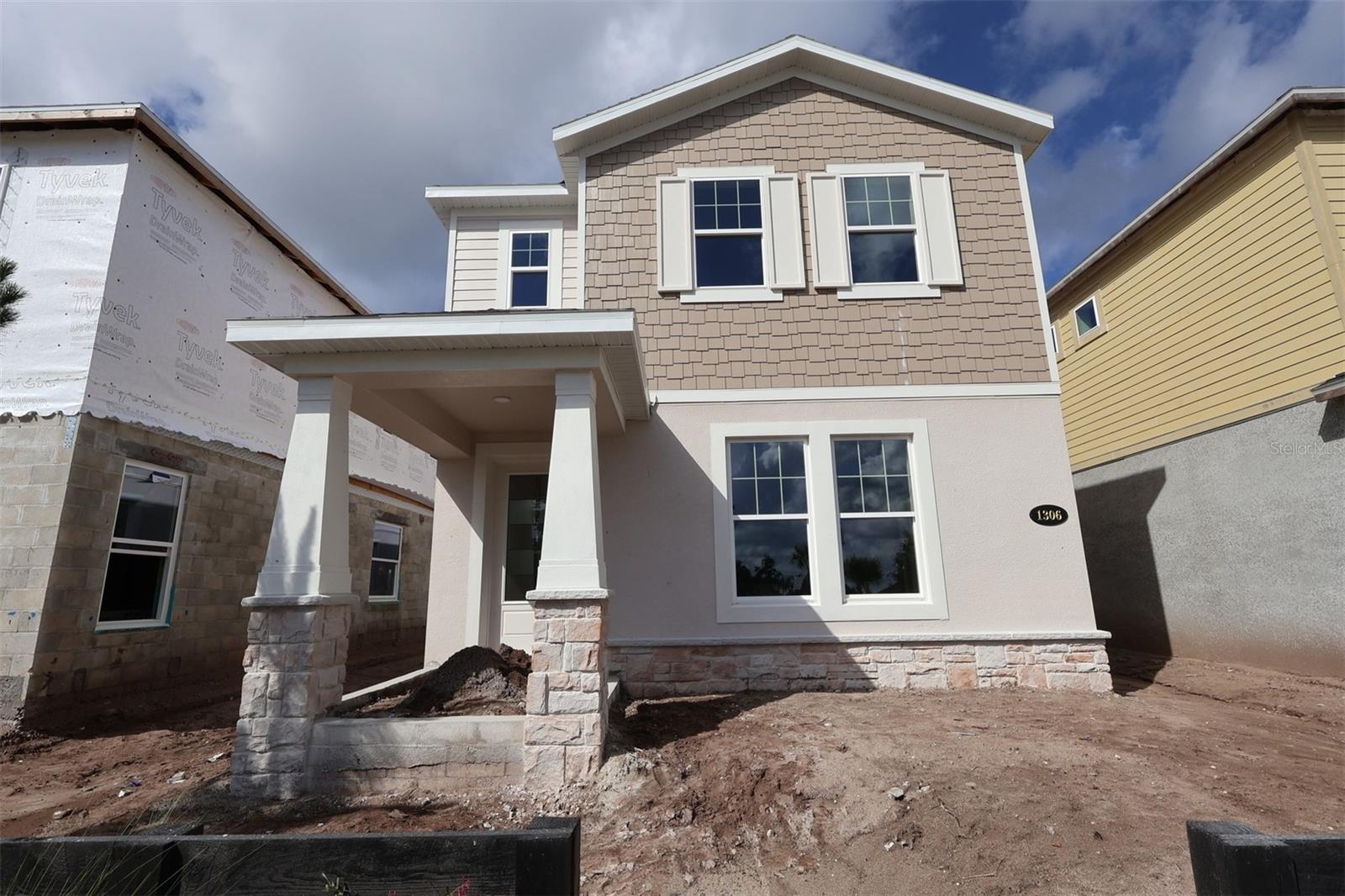 1306 Twelve Oaks Rd — photo