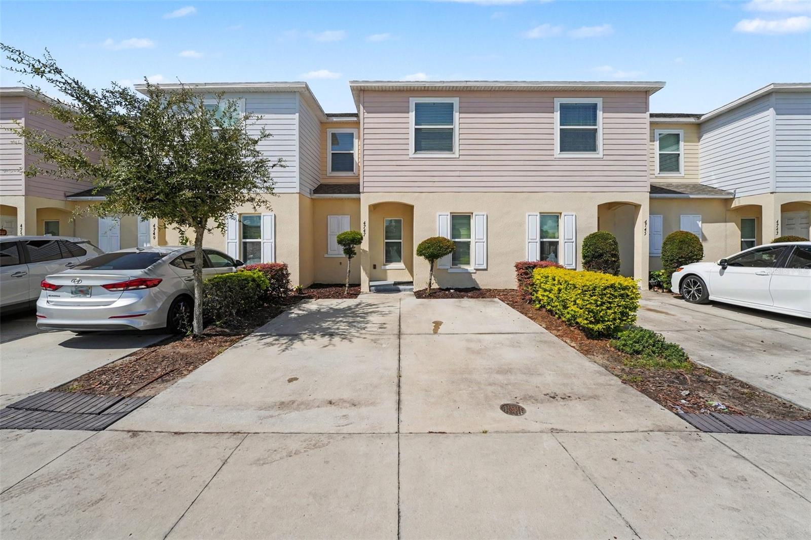 4747 Coral Castle Dr — photo