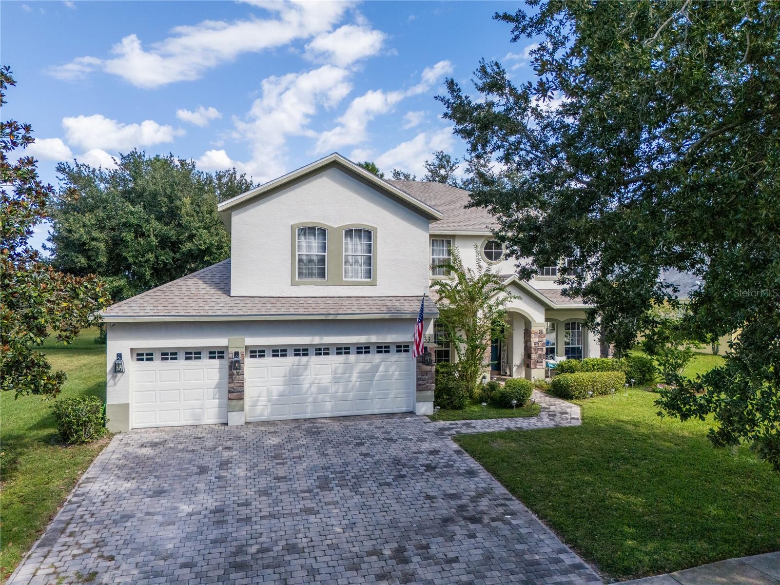 4933 Parkview Dr — photo