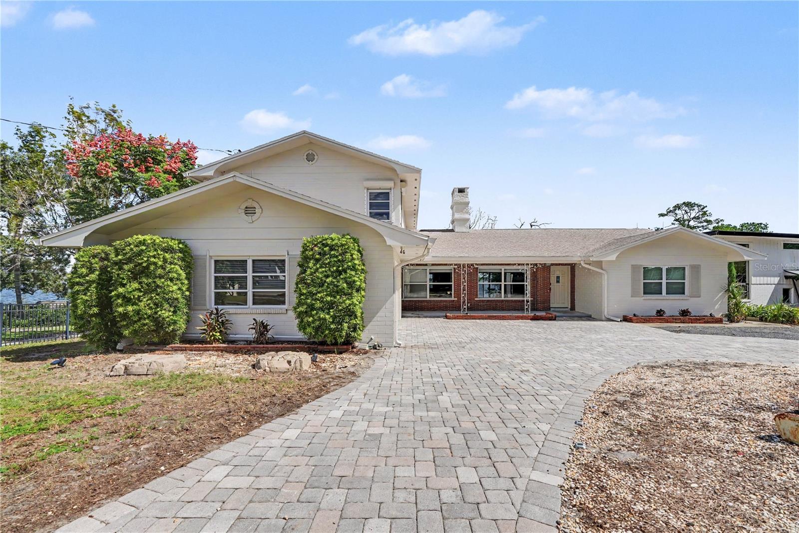 6401 Gibson Dr — photo