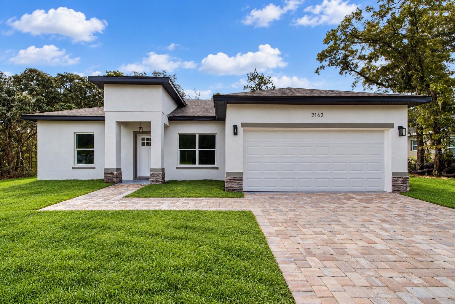 2162 W Swanson Dr — photo