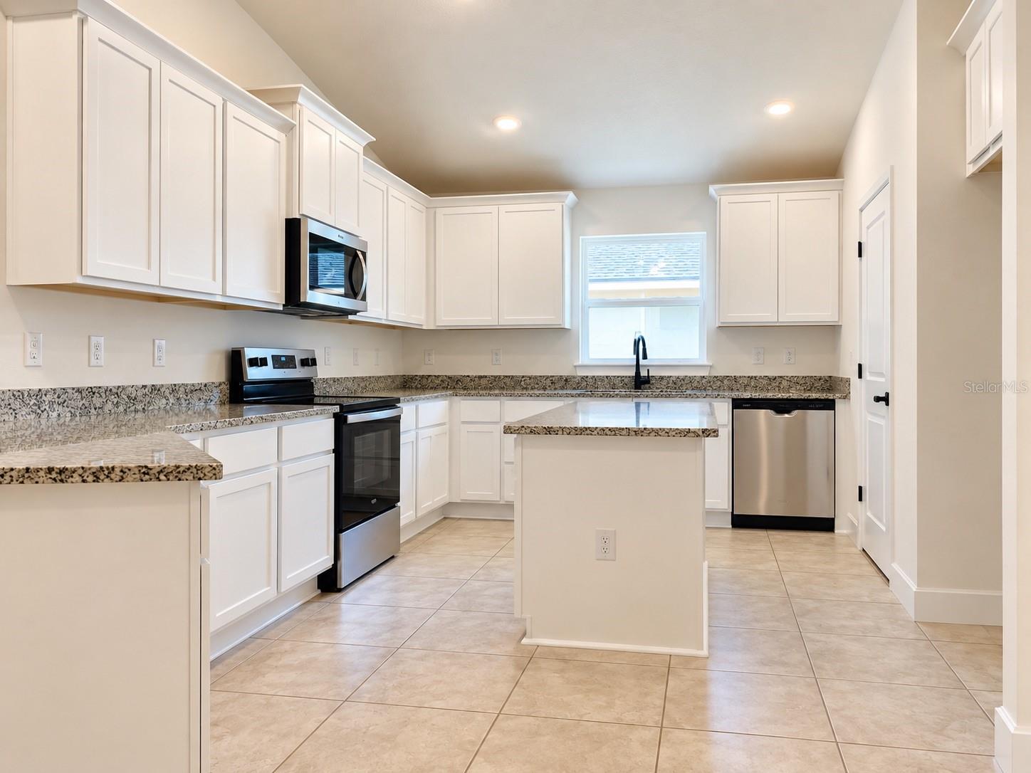 7702 Bent Tree Loop, St Cloud, FL 34773 — photo 3