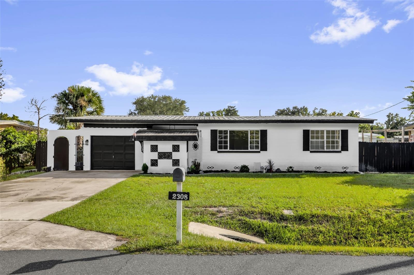 2308 Morning Glory Dr — photo