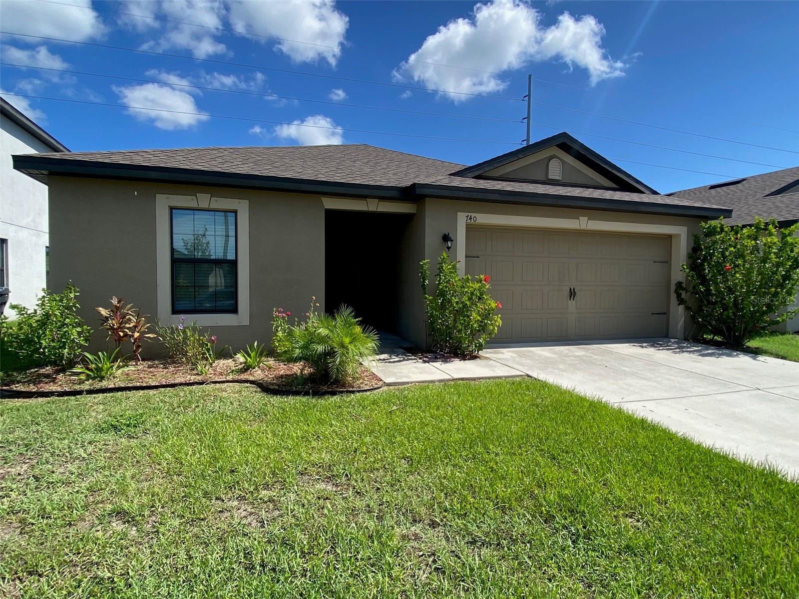 740 Chatham Walk Dr — photo
