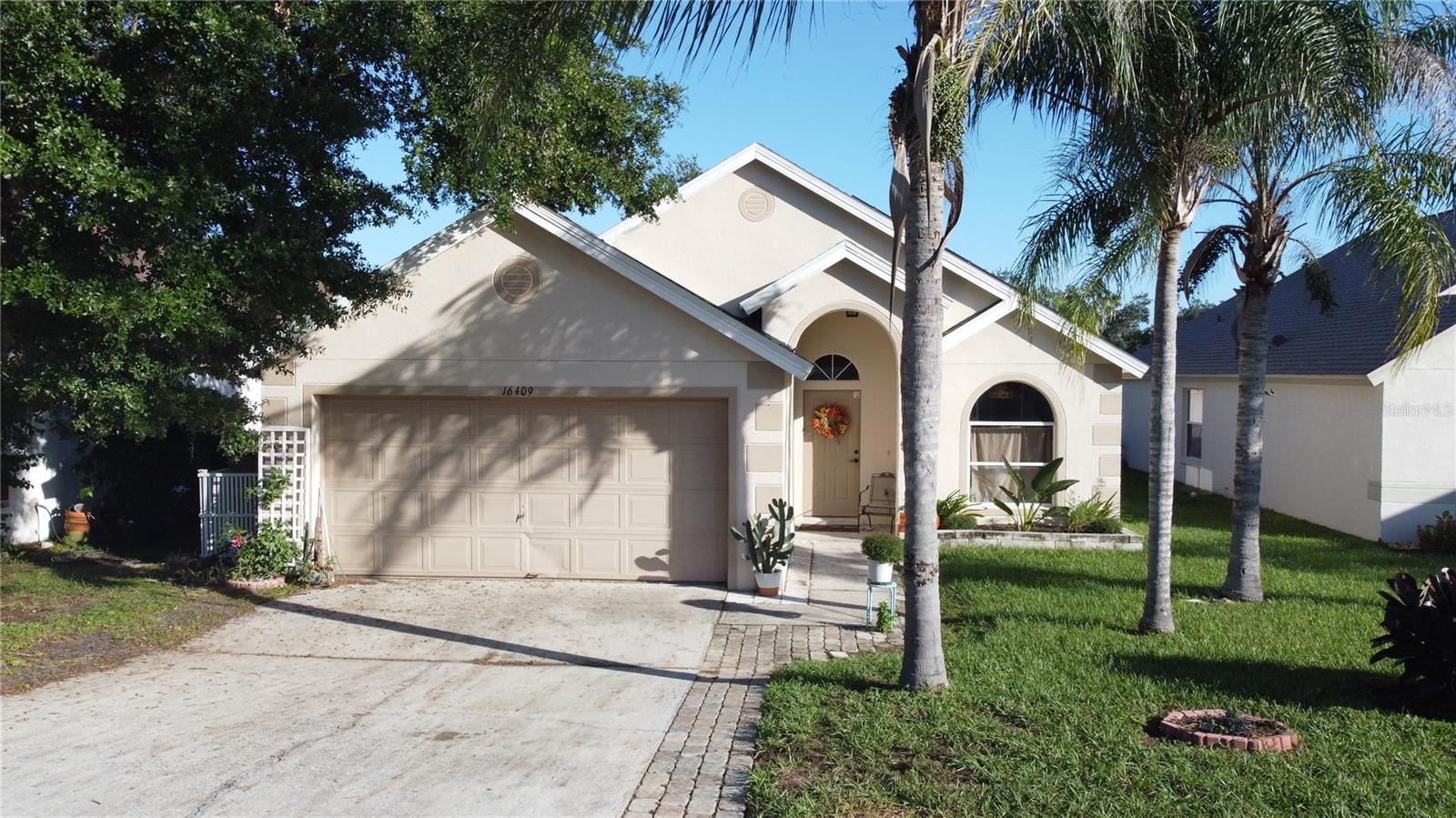 16409 Coopers Hawk Ave — photo
