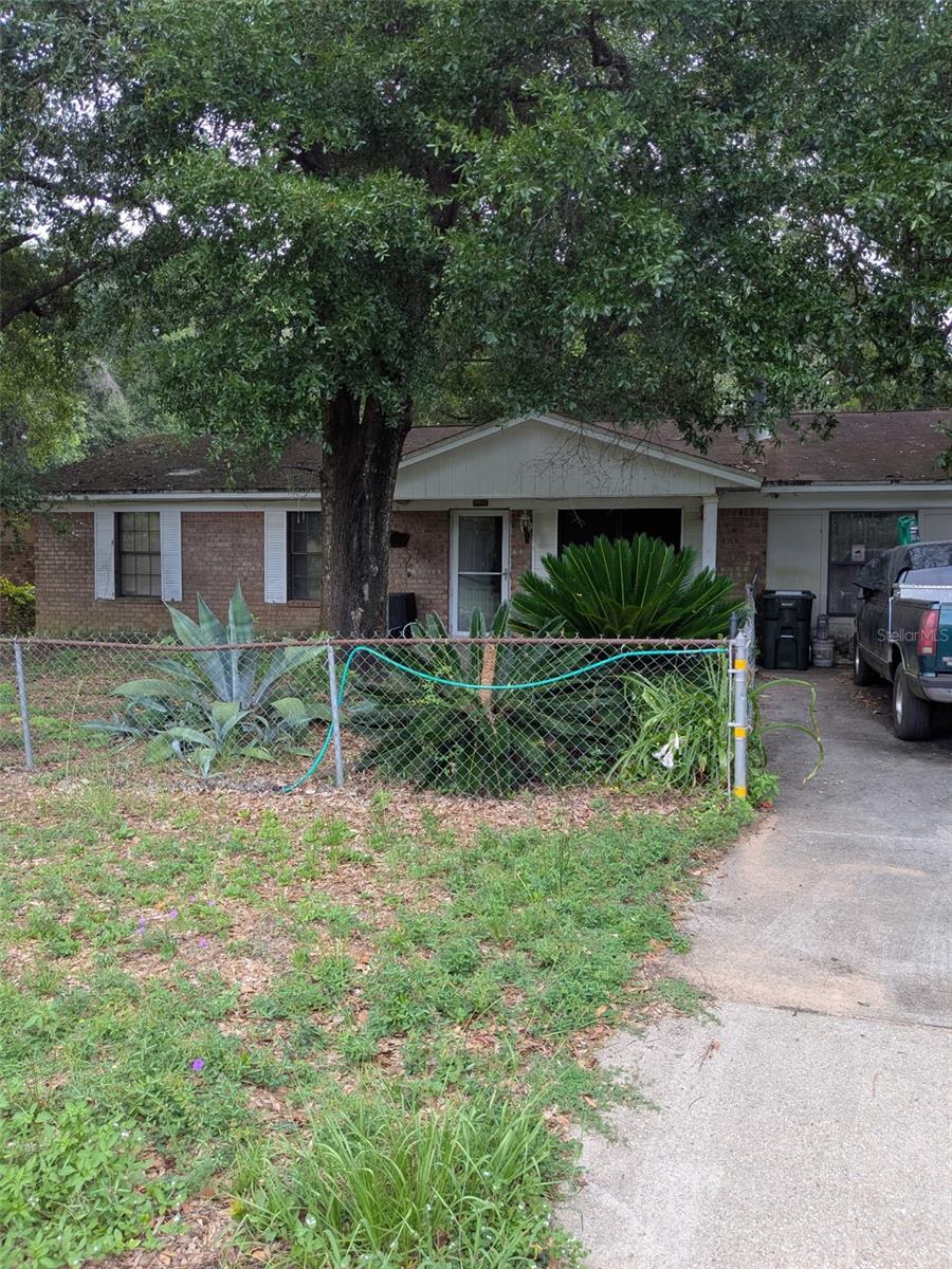 9910 Oak Haven Rd — photo