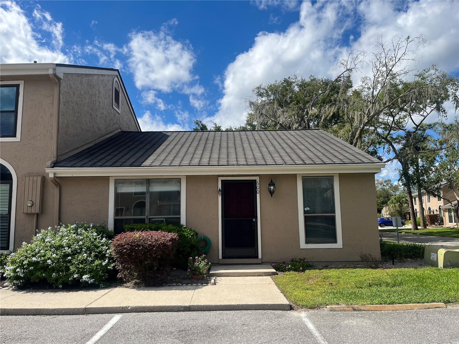 600 Casa Park N Ct. — photo