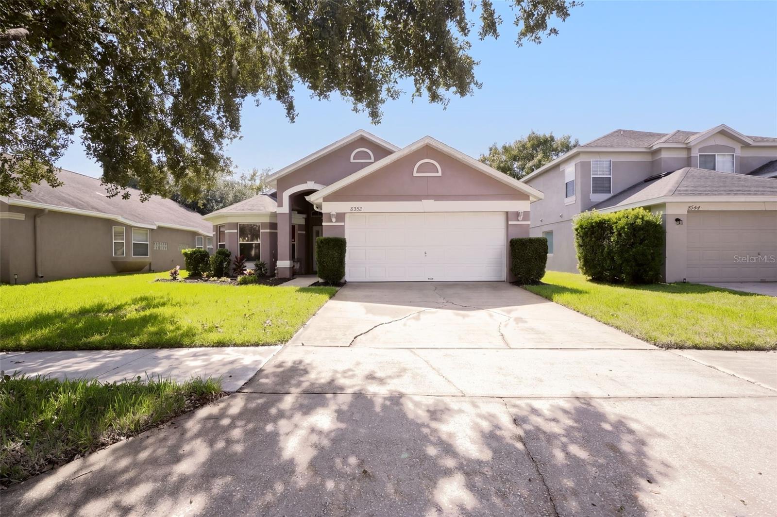 8352 Lake Amhurst Trl — photo