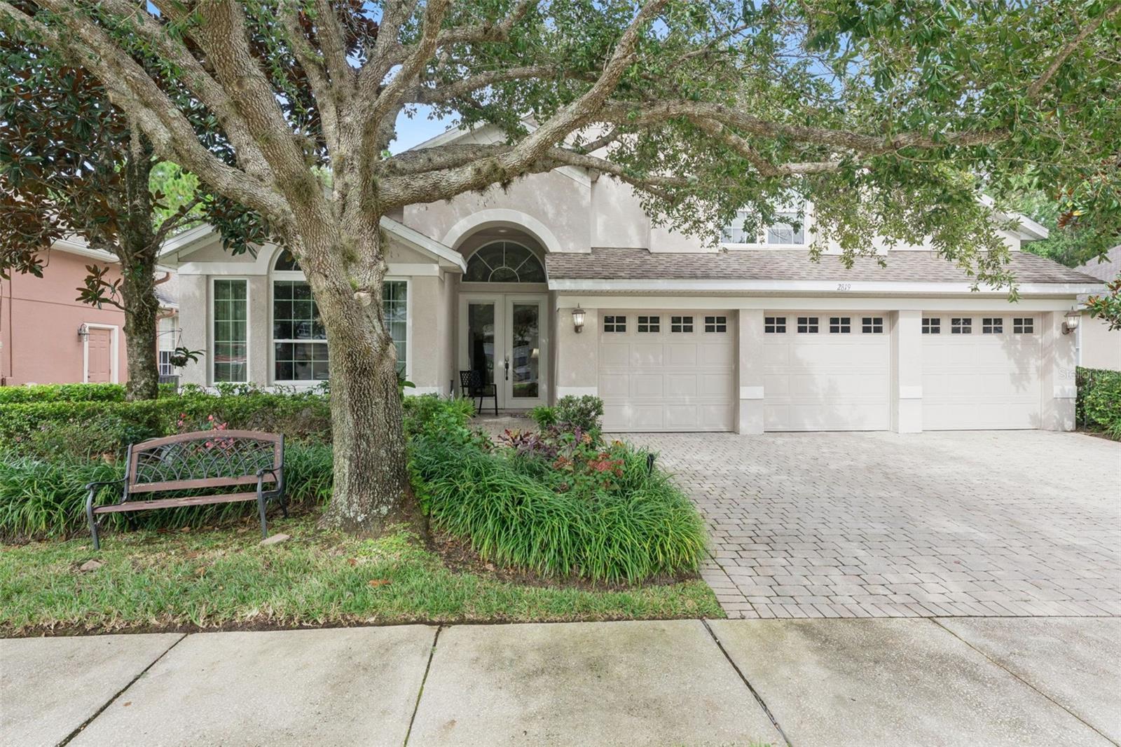 2819 Summer Swan Dr — photo