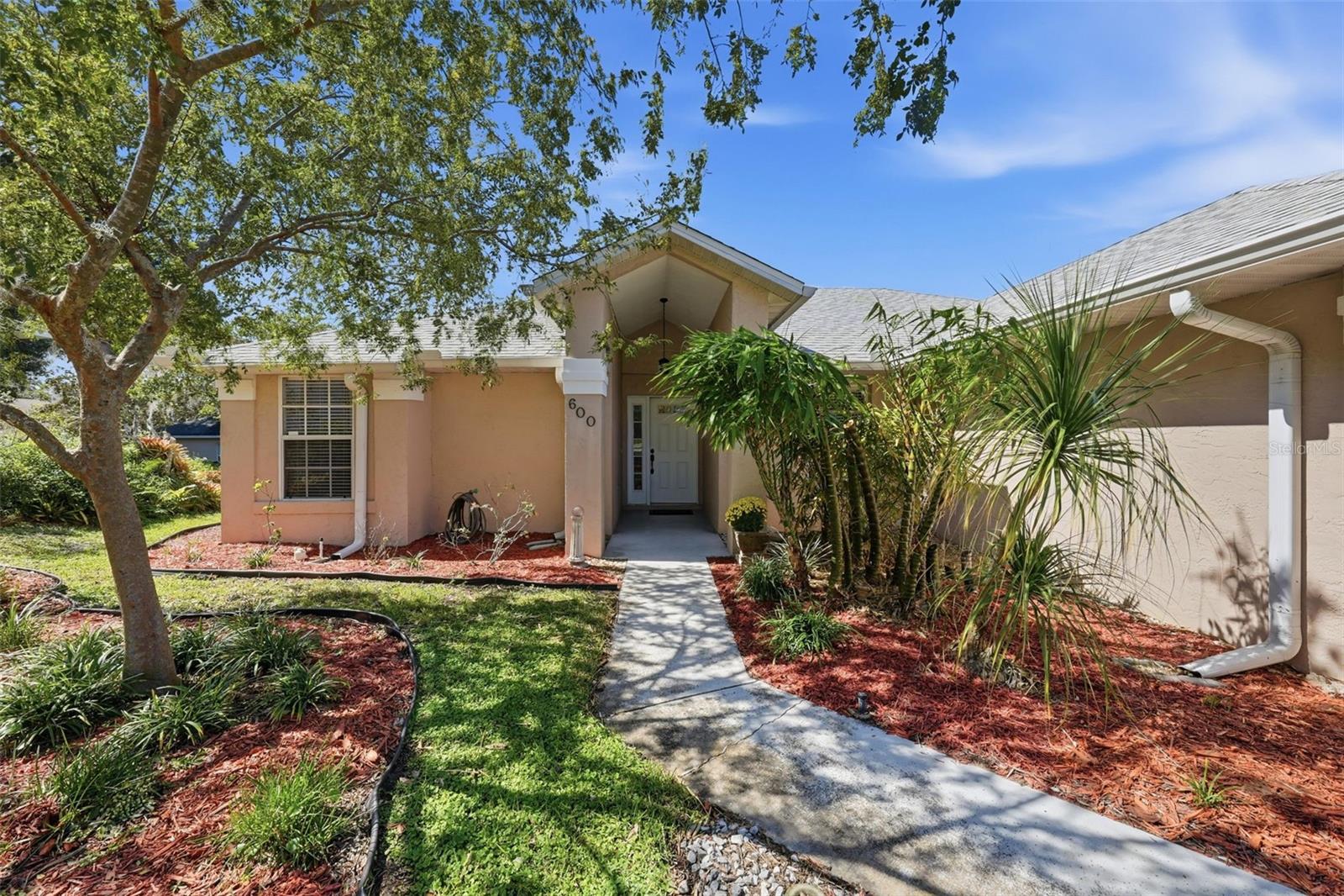 600 Huron Place, Mount Dora, FL 32757 — photo 2
