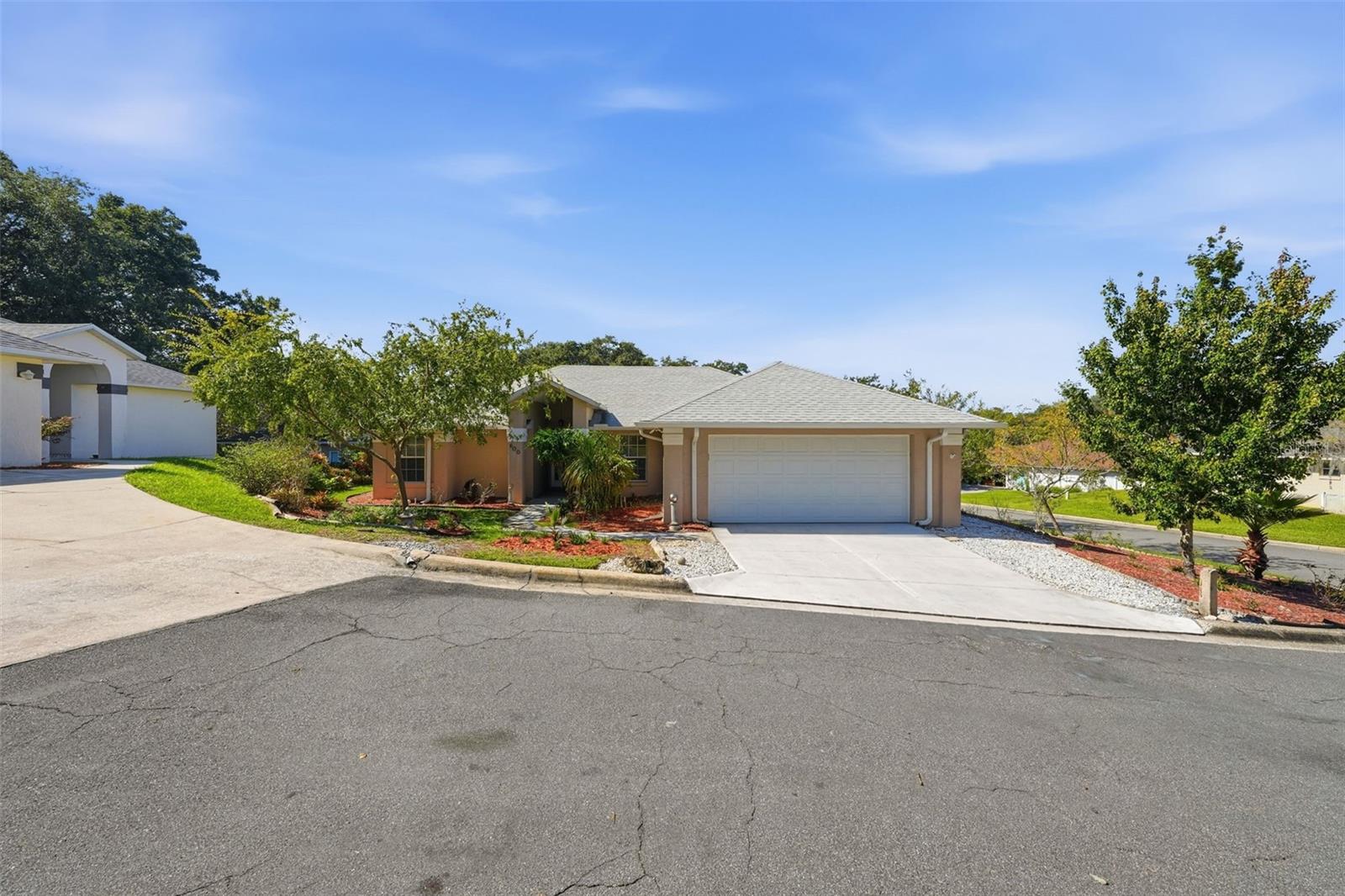 600 Huron Place, Mount Dora, FL 32757 — photo 3