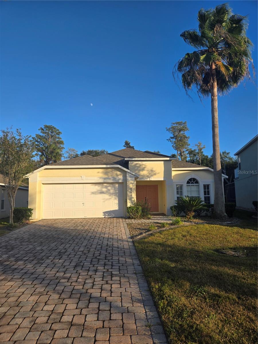 4700 Cumbrian Lakes Dr — photo