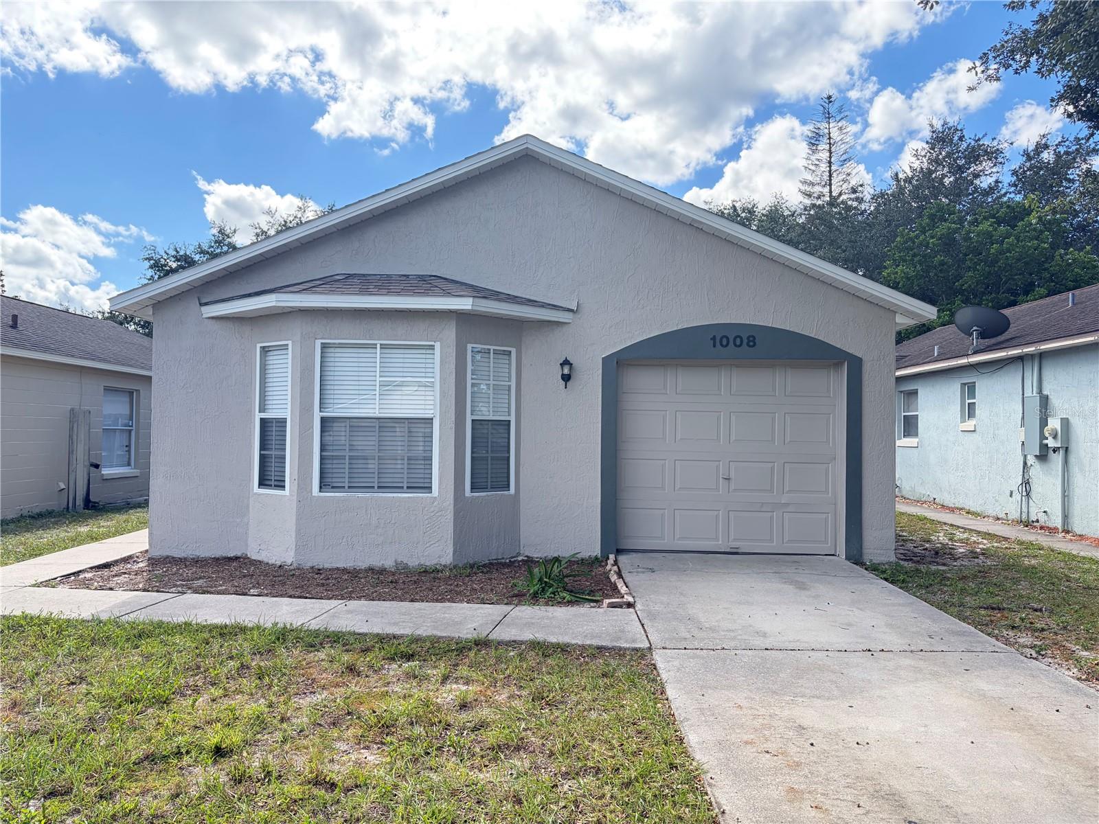 1008 Vista Palma Way — photo