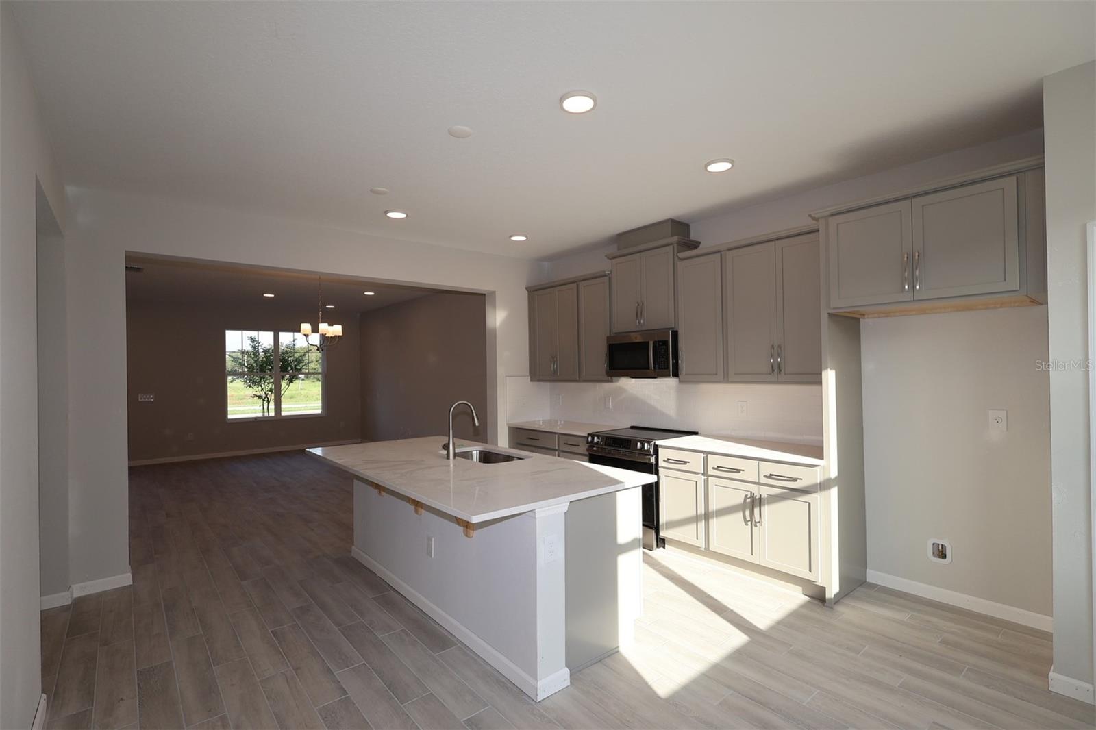 1341 Hyde Street, St Cloud, FL 34771 — photo 2
