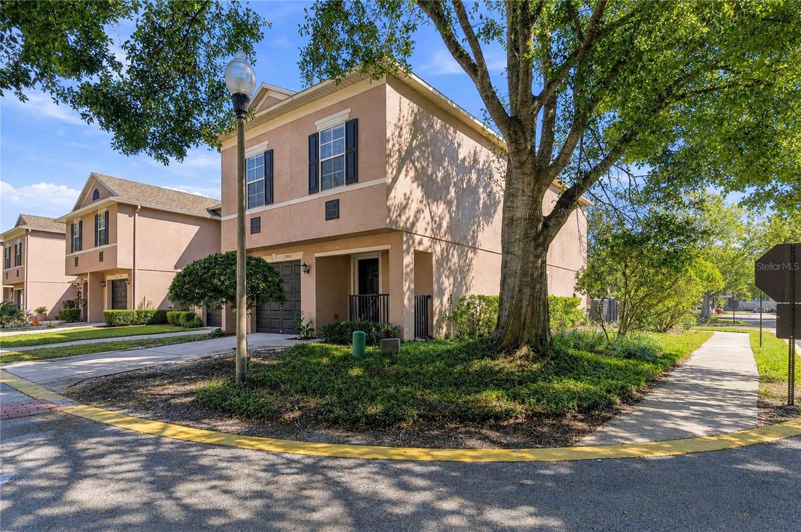 2949 Ashford Park Pl — photo