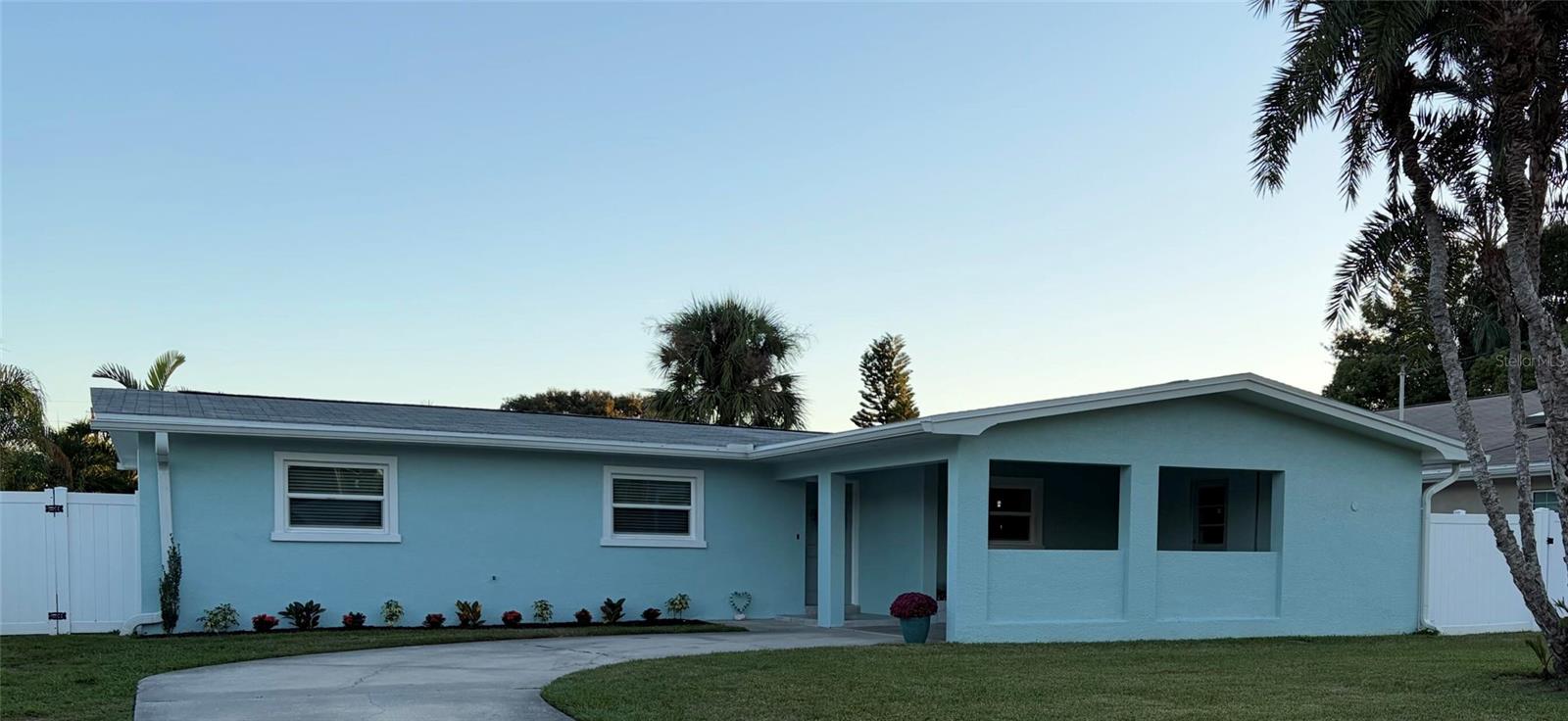 785 San Salvador Dr — photo