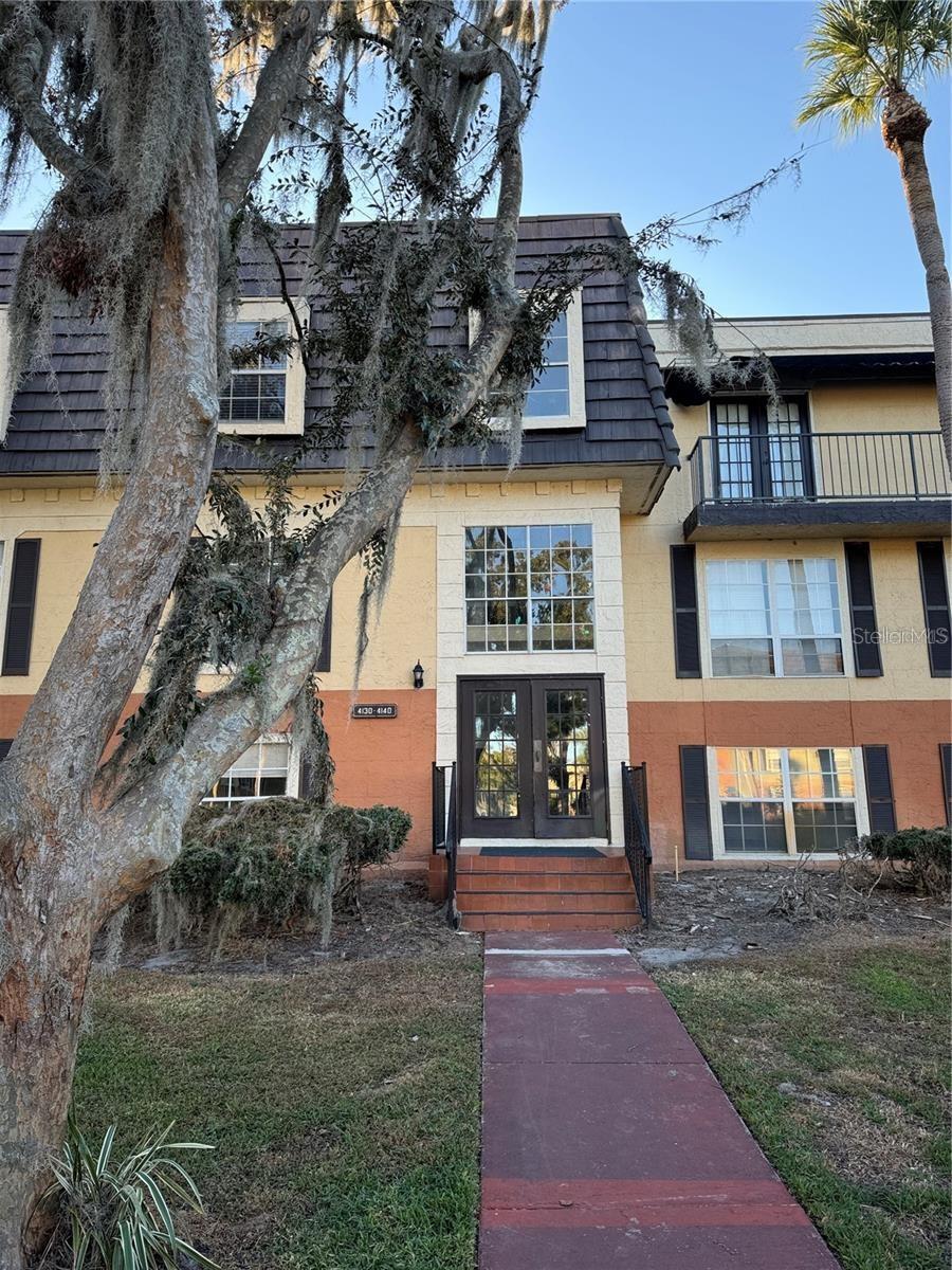 4136 Versailles Dr #4136D — photo