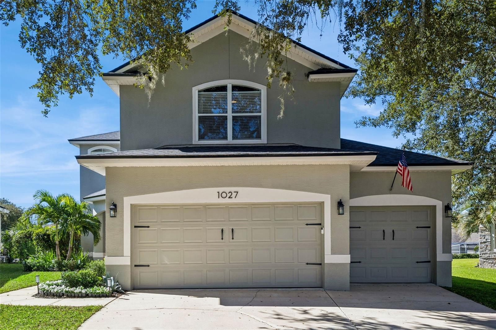 1027 Ridgemount Pl — photo
