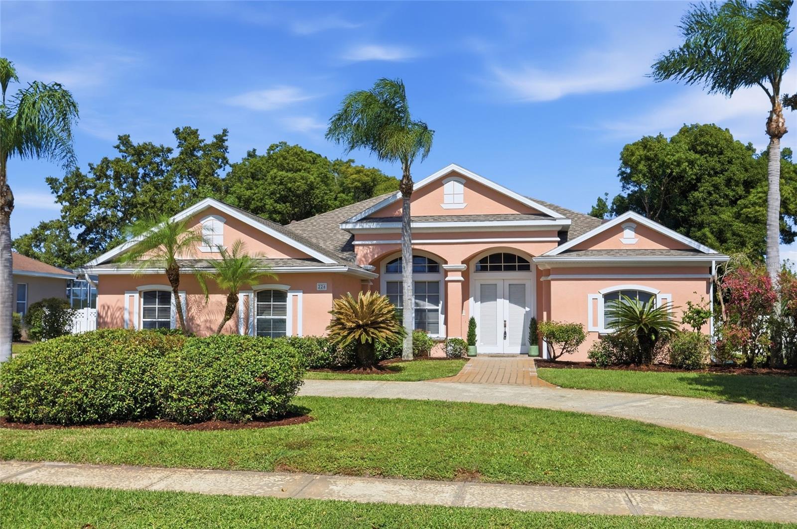 226 Alexandra Woods Dr — photo