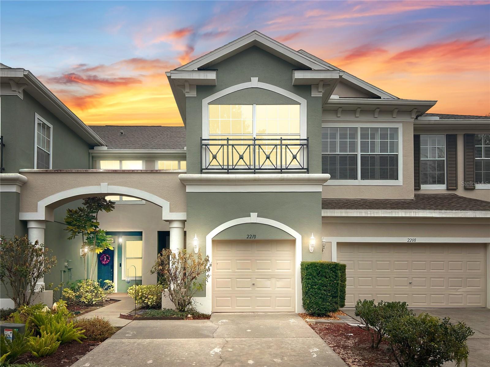 2210 Park Crescent Dr — photo