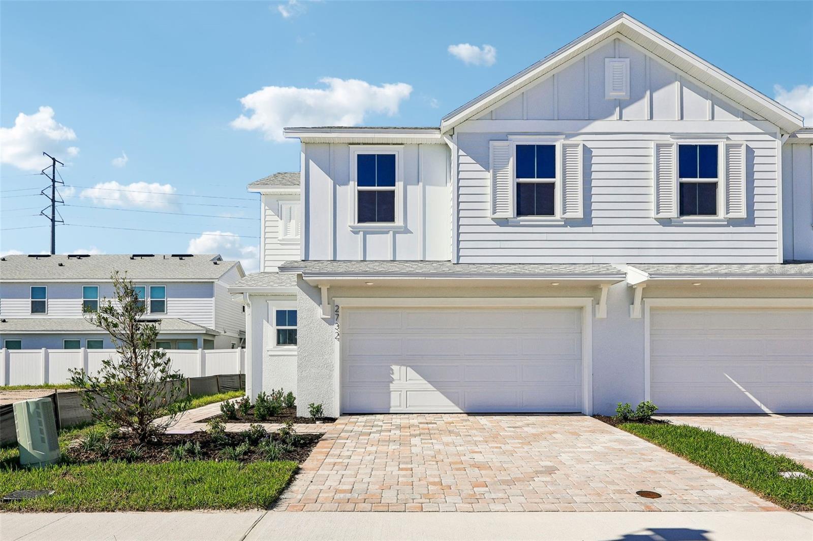 2732 Meadow Crest Dr — photo