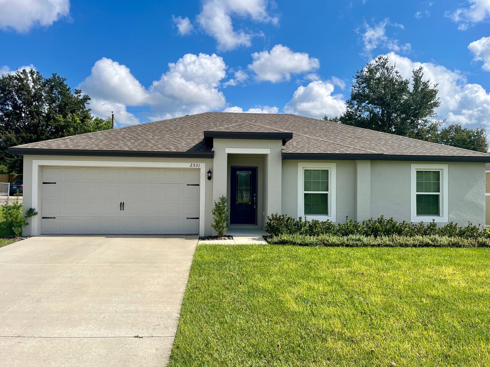 2531 Lake Helen Osteen Rd — photo