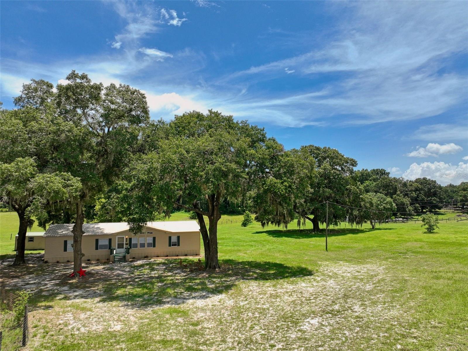 18546 NE 5th Terrace Road, Citra, FL 32113 — photo 2