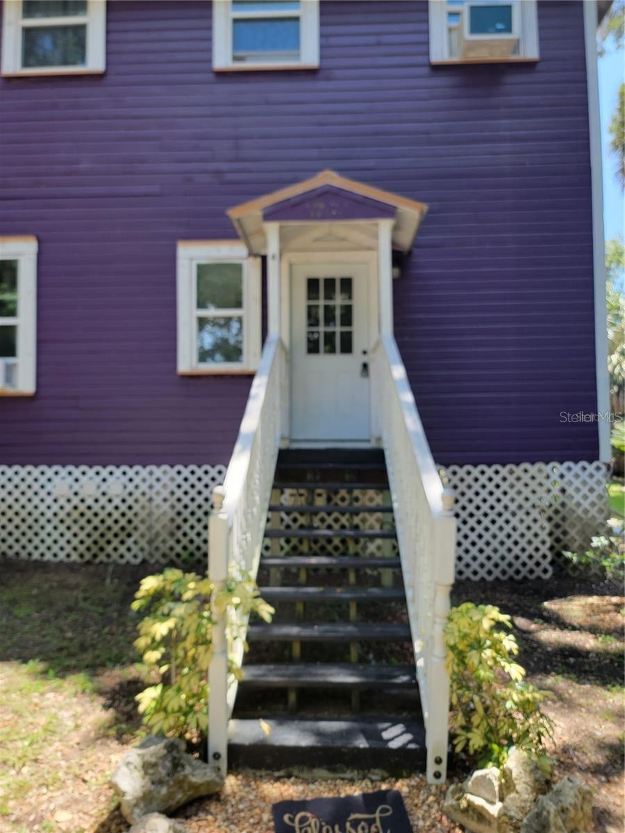 965 NE 2nd St #4 — photo
