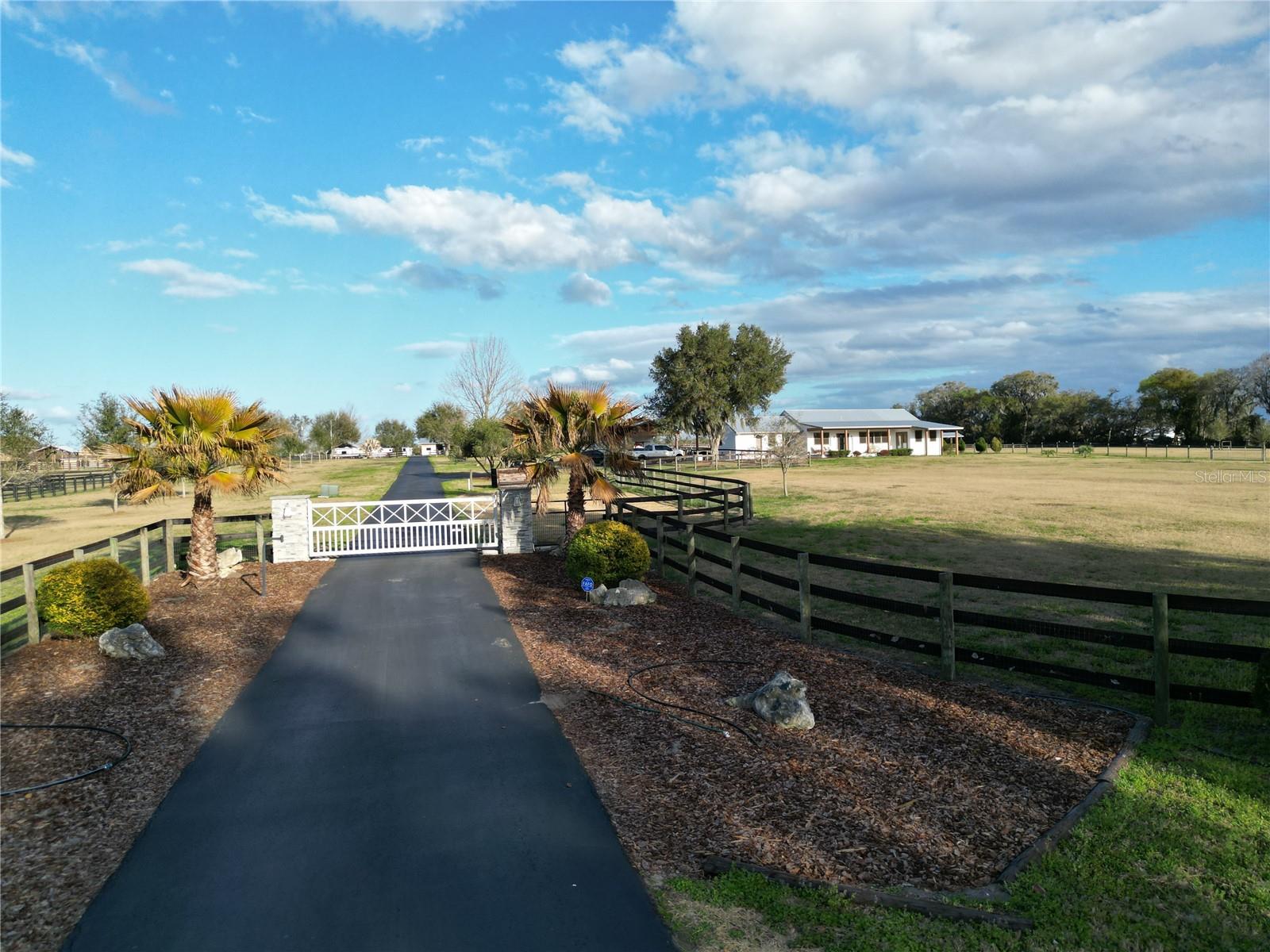 12895 NW Gainesville Rd — photo