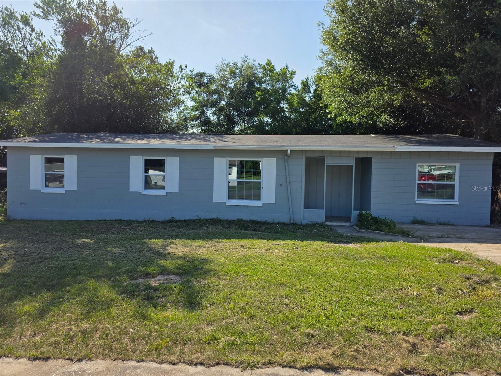 1869 W Freeman Pl — photo