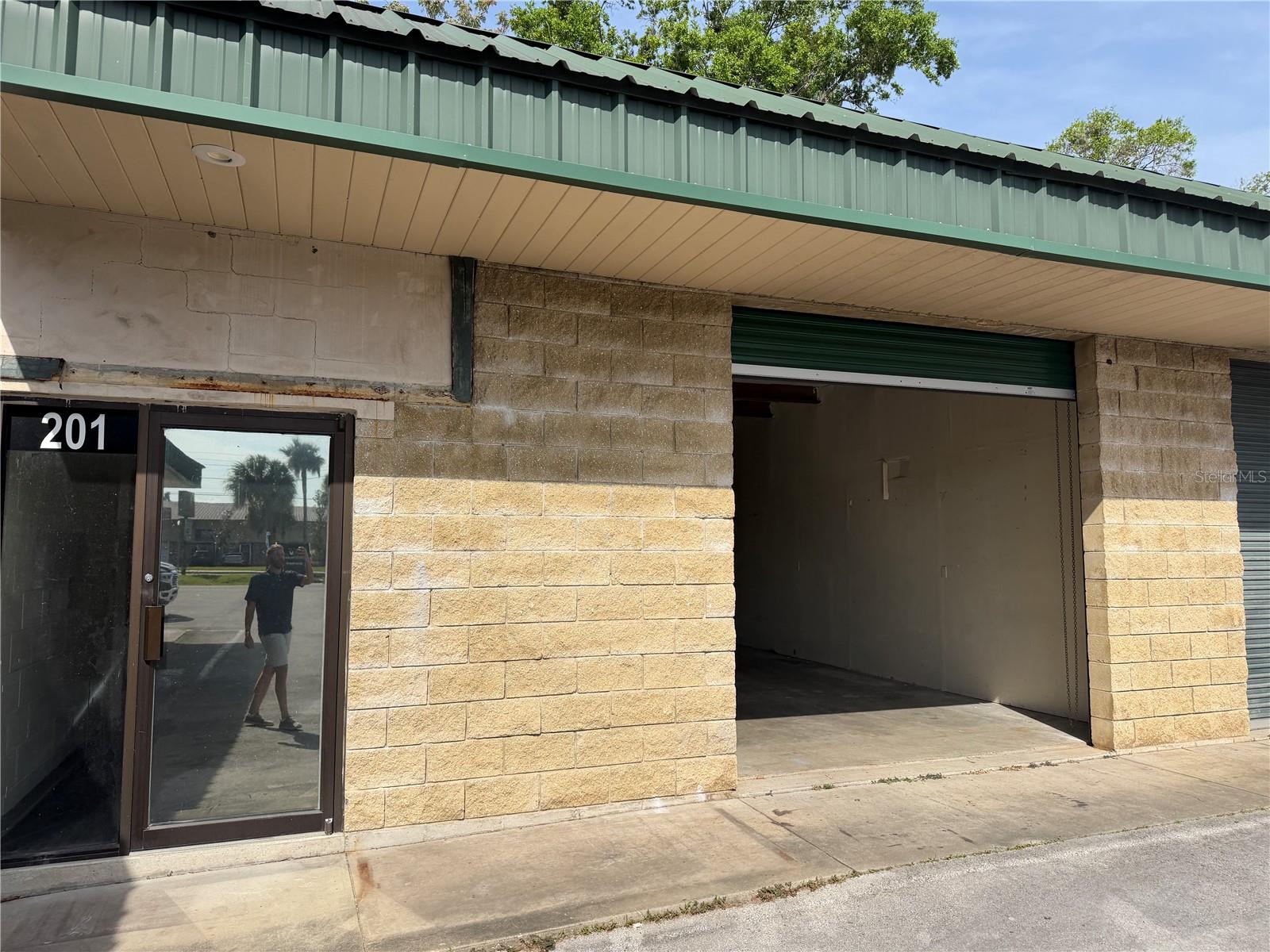 1706 N Magnolia Ave #201 — photo